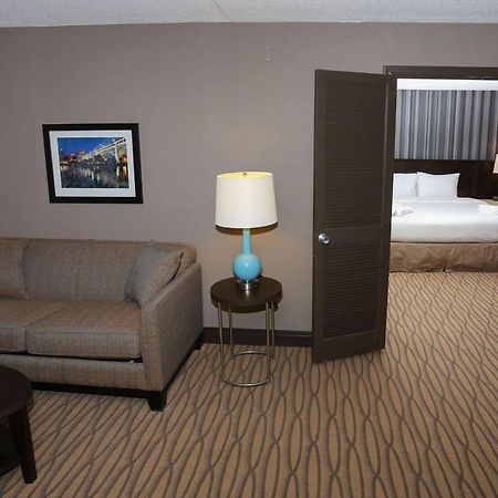 Wyndham Garden Westlake Buitenkant foto