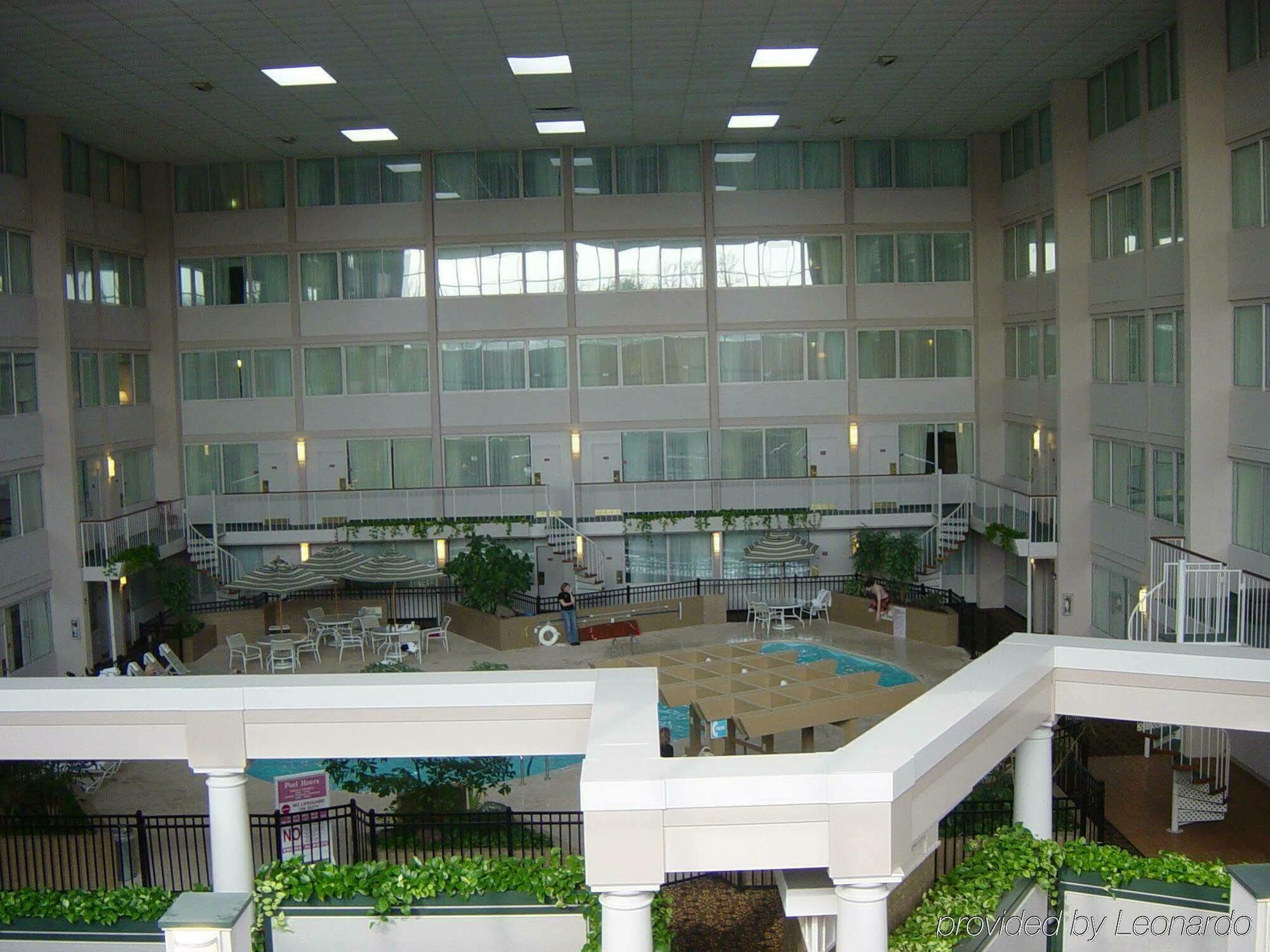 Wyndham Garden Westlake Buitenkant foto